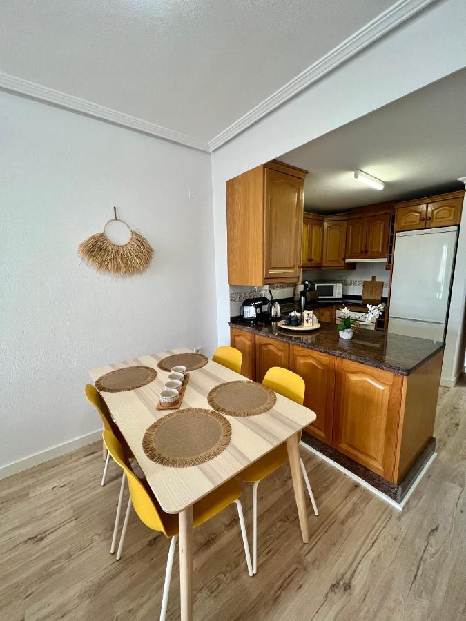 Sunny Escape In Apartament El Campello